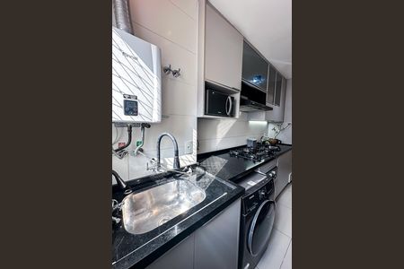 Apartamento à venda com 73m², 2 quartos e 1 vagaÁrea de Serviço
