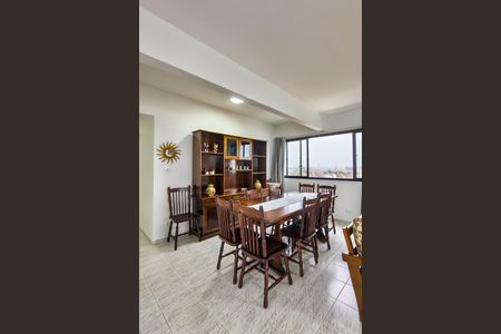 Apartamento para alugar com 165m², 3 quartos e 3 vagas Apartamento para alugar com 165m², 3 quartos e 3 vagasSala