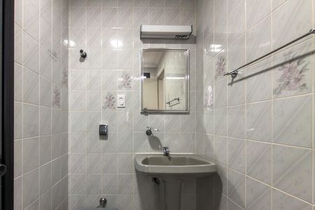 Apartamento para alugar com 165m², 3 quartos e 3 vagas Apartamento para alugar com 165m², 3 quartos e 3 vagasBanheiro da Suíte 3