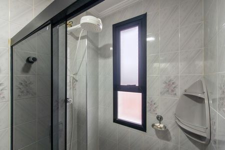 Apartamento para alugar com 165m², 3 quartos e 3 vagas Apartamento para alugar com 165m², 3 quartos e 3 vagasBanheiro da Suíte 1