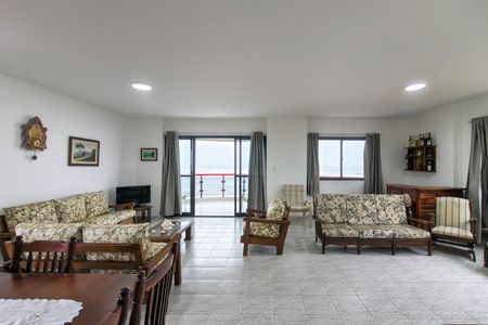 Apartamento para alugar com 165m², 3 quartos e 3 vagas Apartamento para alugar com 165m², 3 quartos e 3 vagasSala