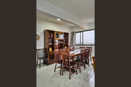 Apartamento para alugar com 165m², 3 quartos e 3 vagas Apartamento para alugar com 165m², 3 quartos e 3 vagasSala