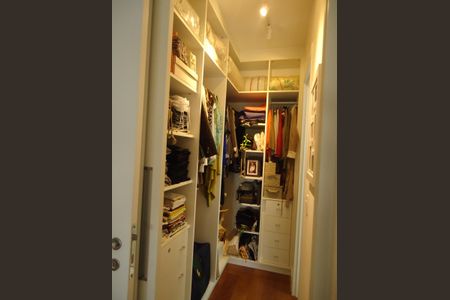 Closet de apartamento à venda com 3 quartos, 115m² em Água Rasa, São Paulo