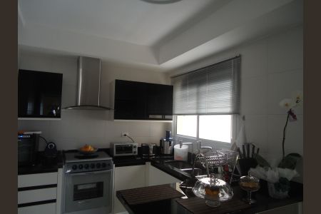 Cozinha de apartamento à venda com 3 quartos, 115m² em Água Rasa, São Paulo