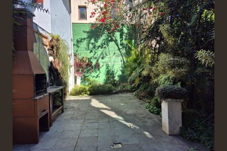 Casa à venda com 300m², 4 quartos e 6 vagas