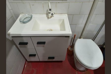 Casa de condomínio para alugar com 70m², 2 quartos e 1 vaga Casa de condomínio para alugar com 70m², 2 quartos e 1 vagaBanheiro