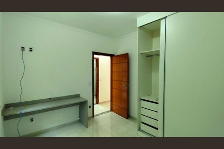 Casa de condomínio para alugar com 150m², 3 quartos e 3 vagas