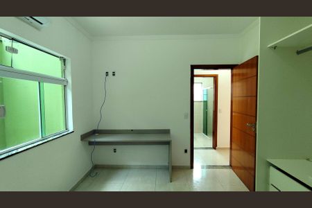 Casa de condomínio para alugar com 150m², 3 quartos e 3 vagas