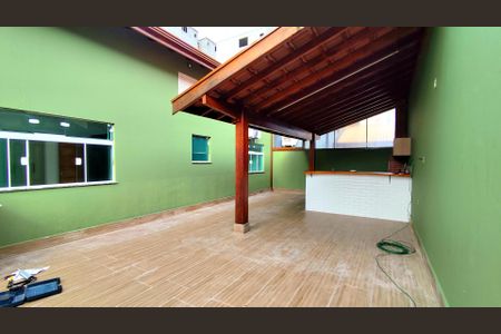 Casa de condomínio para alugar com 150m², 3 quartos e 3 vagas