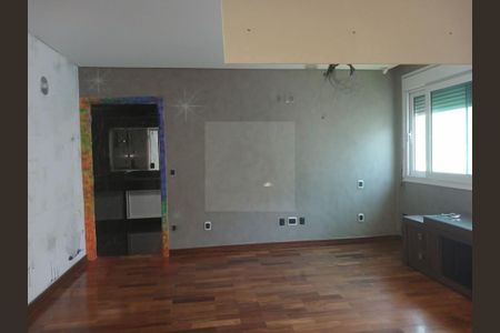 Casa à venda com 5 quartos, 350m² em Jardim Luzitania, São Paulo