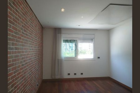 Casa à venda com 5 quartos, 350m² em Jardim Luzitania, São Paulo