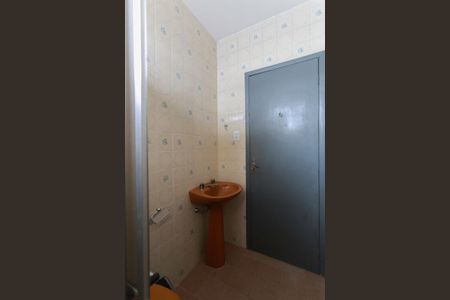 Casa à venda com 99m², 3 quartos e 2 vagas Casa à venda com 99m², 3 quartos e 2 vagasBanheiro da suíte