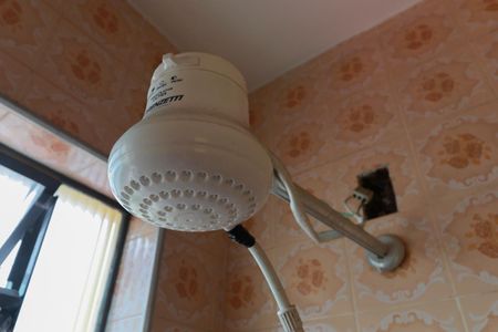 Casa à venda com 99m², 3 quartos e 2 vagas Casa à venda com 99m², 3 quartos e 2 vagasBanheiro de serviço