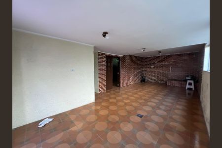 Casa para alugar com 320m², 4 quartos e 4 vagas Casa para alugar com 320m², 4 quartos e 4 vagasÁrea de Serviço