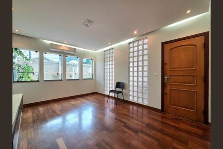 Sala de casa à venda com 3 quartos, 160m² em Indianópolis, São Paulo