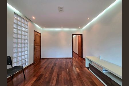 Sala de casa à venda com 3 quartos, 160m² em Indianópolis, São Paulo