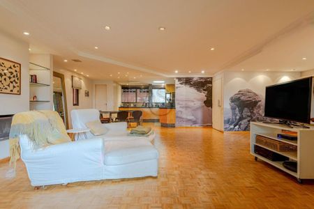 Apartamento à venda com 154m², 3 quartos e 2 vagas