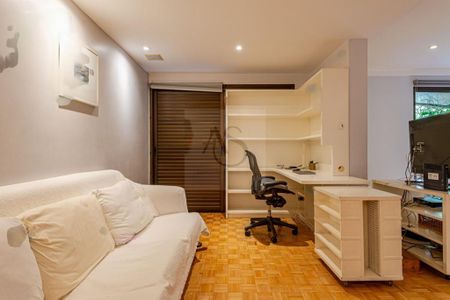 Apartamento à venda com 154m², 3 quartos e 2 vagas