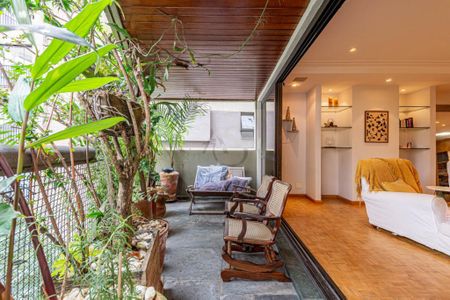 Apartamento à venda com 154m², 3 quartos e 2 vagas