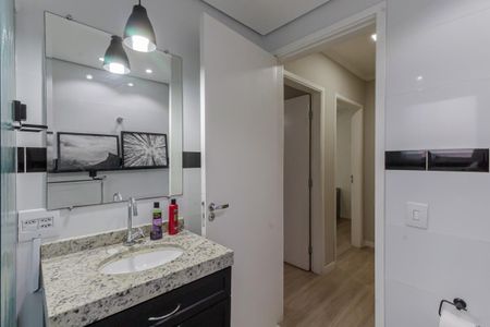 Apartamento à venda com 98m², 3 quartos e 1 vaga Apartamento à venda com 98m², 3 quartos e 1 vagaBanheiro