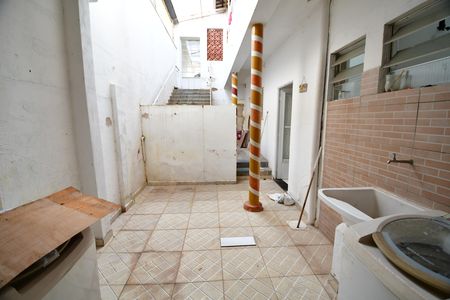 Casa para alugar com 70m², 3 quartos e 1 vagaÁrea de Serviço