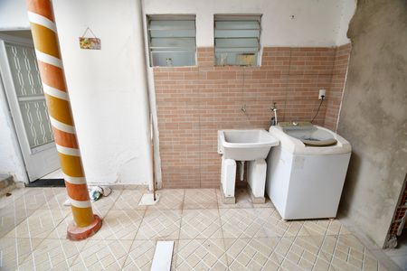 Casa para alugar com 70m², 3 quartos e 1 vagaÁrea de Serviço