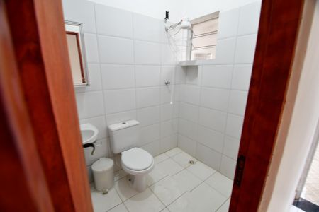 Casa para alugar com 70m², 3 quartos e 1 vagaBanheiro 2