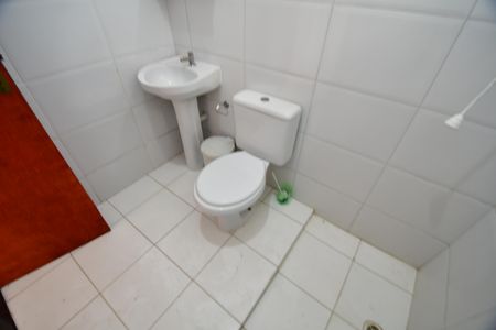 Casa para alugar com 70m², 3 quartos e 1 vagaBanheiro 2