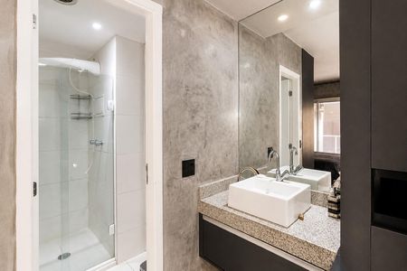Studio à venda com 48m², 1 quarto e 1 vaga Studio à venda com 48m², 1 quarto e 1 vagaBanheiro