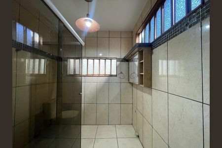 Casa para alugar com 100m², 4 quartos e 2 vagas