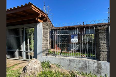 Casa para alugar com 100m², 4 quartos e 2 vagas Casa para alugar com 100m², 4 quartos e 2 vagasPlaca Instalada em 21/05/2026 - Cod.NYWW-161