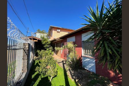 Casa para alugar com 100m², 4 quartos e 2 vagas