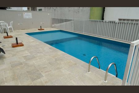 Apartamento à venda com 37m², 1 quarto e 1 vaga Apartamento à venda com 37m², 1 quarto e 1 vagaÁrea comum - Piscina