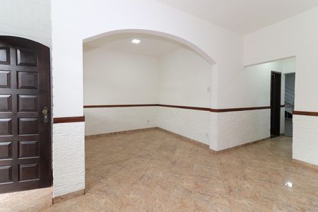 Sala de casa para alugar com 2 quartos, 120m² em Bangu, Rio de Janeiro