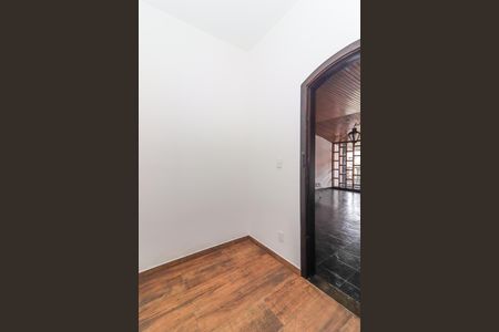 Casa para alugar com 120m², 2 quartos e 1 vagaHall da Escada