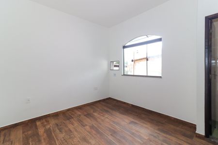 Casa para alugar com 120m², 2 quartos e 1 vagaSuíte