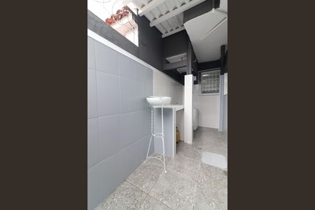 Casa para alugar com 120m², 2 quartos e 1 vagaÁrea de Serviço