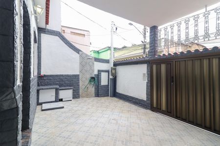 Casa para alugar com 120m², 2 quartos e 1 vagaGaragem e Quintal