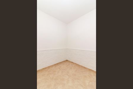 Casa para alugar com 120m², 2 quartos e 1 vagaQuarto