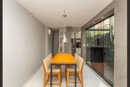 Casa à venda com 3 quartos, 163m² em Vila Mariana, São Paulo