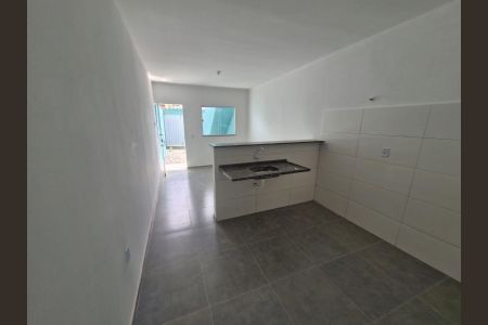 Casa para alugar com 1 quarto, 60m² em Marapicu, Nova Iguaçu