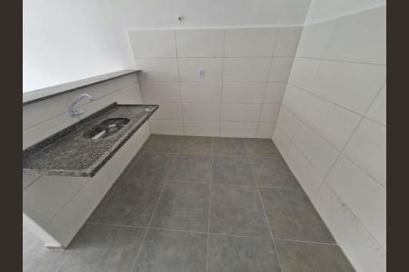Casa para alugar com 1 quarto, 60m² em Marapicu, Nova Iguaçu