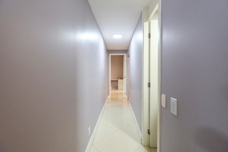 Apartamento à venda com 100m², 2 quartos e 2 vagasCorredor