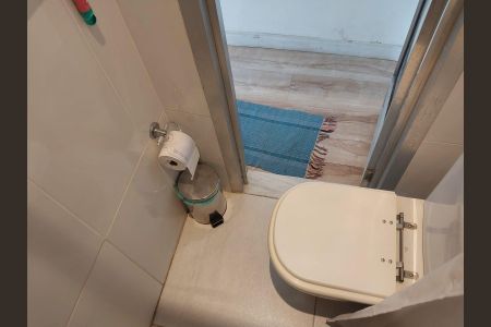 Apartamento para alugar com 18m², 1 quarto e sem vaga Apartamento para alugar com 18m², 1 quarto e sem vagaBanheiro social