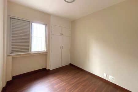 Apartamento para alugar com 240m², 4 quartos e 2 vagas Apartamento para alugar com 240m², 4 quartos e 2 vagasQuarto 3