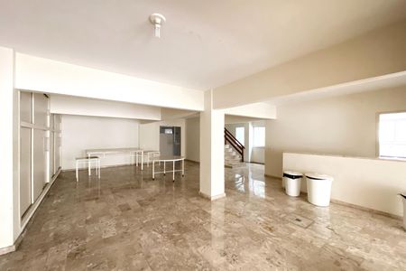 Apartamento para alugar com 240m², 4 quartos e 2 vagas Apartamento para alugar com 240m², 4 quartos e 2 vagasÁrea comum