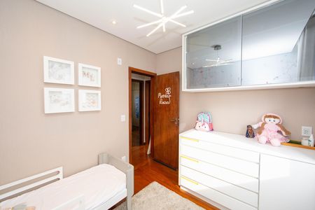 Apartamento à venda com 150m², 4 quartos e 2 vagas Apartamento à venda com 150m², 4 quartos e 2 vagasQUARTO3