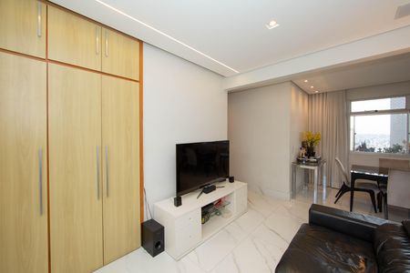 Apartamento à venda com 150m², 4 quartos e 2 vagas Apartamento à venda com 150m², 4 quartos e 2 vagasQUARTO4