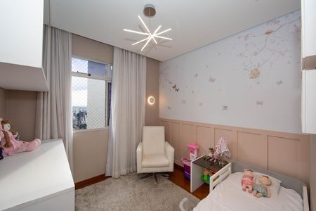 Apartamento à venda com 150m², 4 quartos e 2 vagas Apartamento à venda com 150m², 4 quartos e 2 vagasQUARTO3