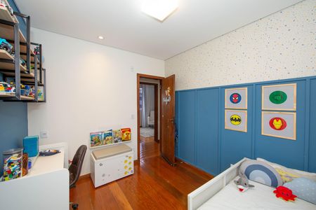 Apartamento à venda com 150m², 4 quartos e 2 vagas Apartamento à venda com 150m², 4 quartos e 2 vagasQUARTO2